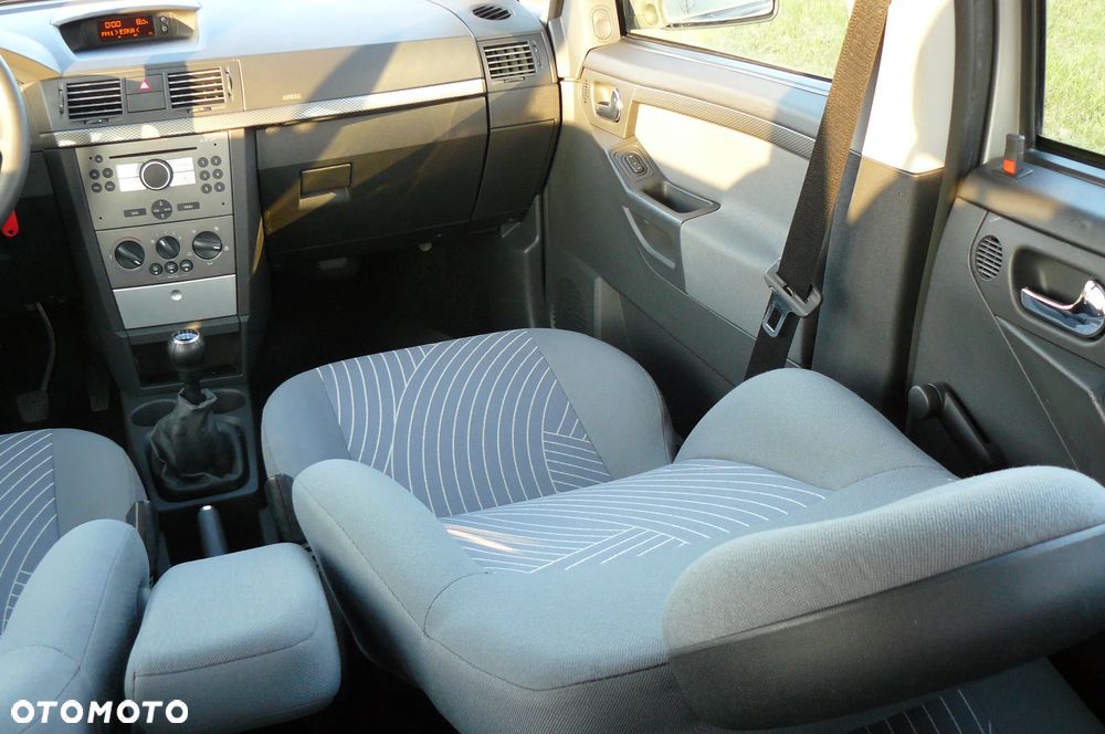 Opel Meriva 1.6 16V - 32