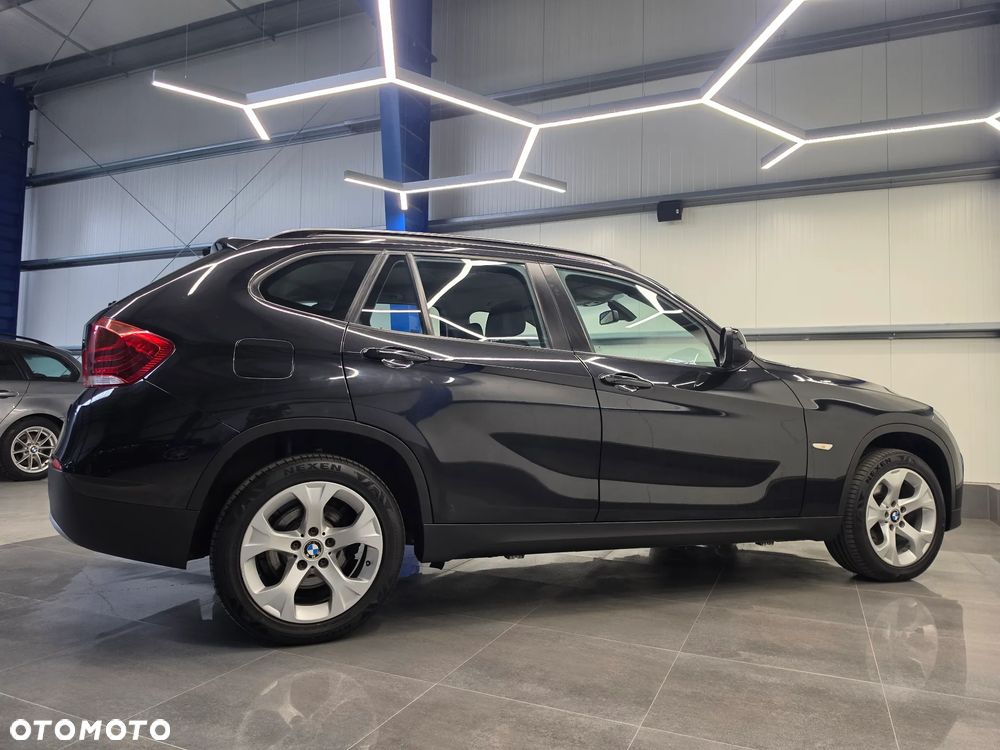 BMW X1 sDrive18d xLine - 19