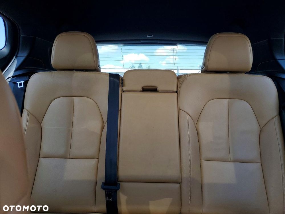 Volvo XC 40 T5 AWD Inscription - 9