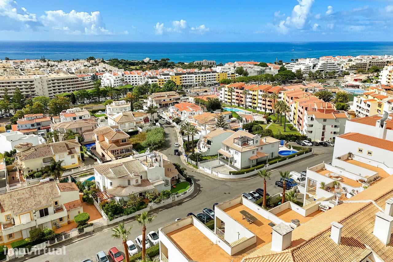 Apartamento T1 central com duas varandas e vista mar - Grande imagem: 3/26