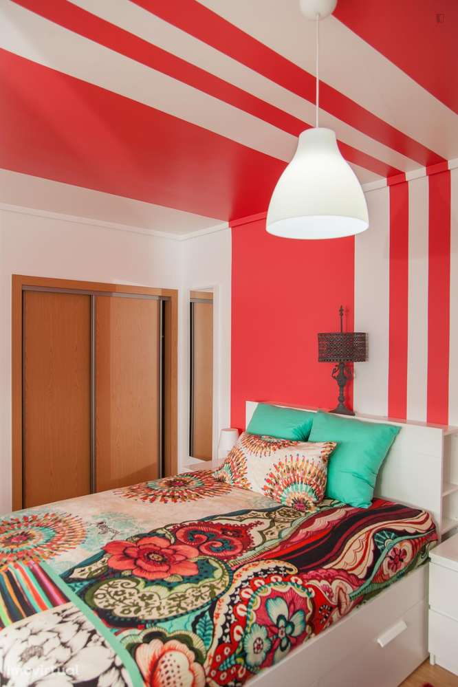 Quarto - localizado em Baixa Coimbra - Grande imagem: 5/37