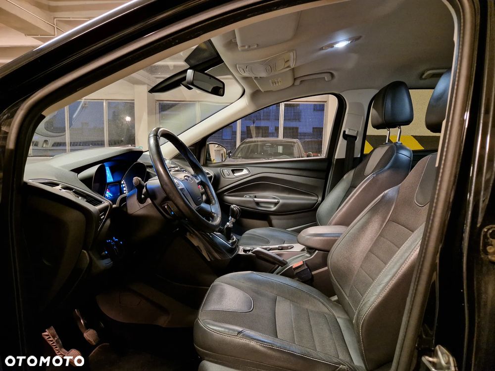 Ford Kuga - 13
