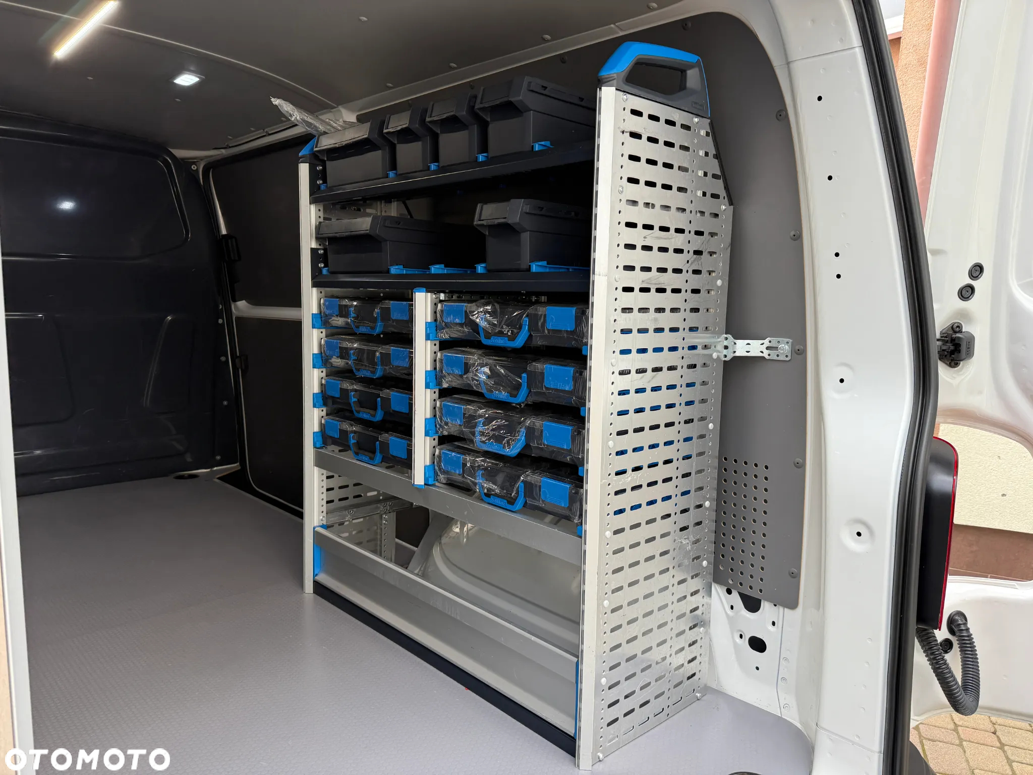 Volkswagen Transporter T6.1 L2H1Warsztat SORTIMO - 15