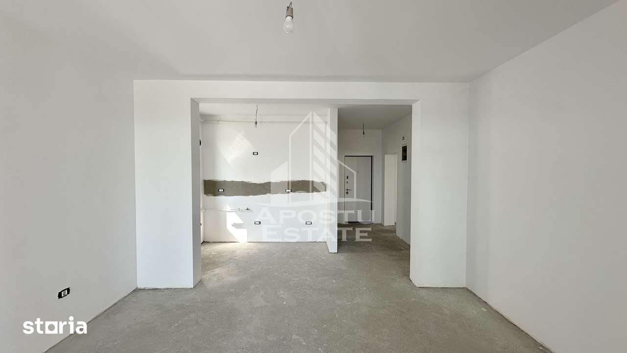 Apartamente de vanzare cu 3 camere si curte, Dumbravita — fotografia 3