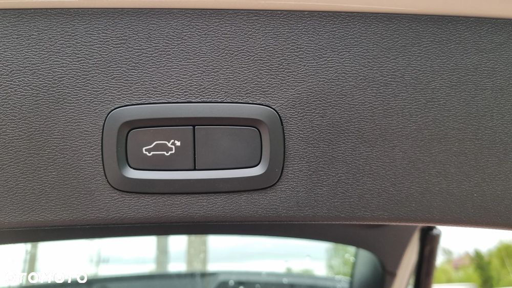 Volvo XC 40 D3 SCR R-Design - 7