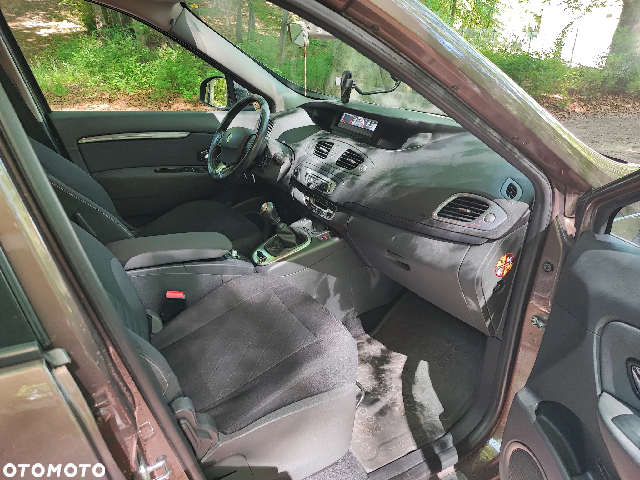 Renault Grand Scenic Gr 1.2 TCe Energy Limited EU6 - 8