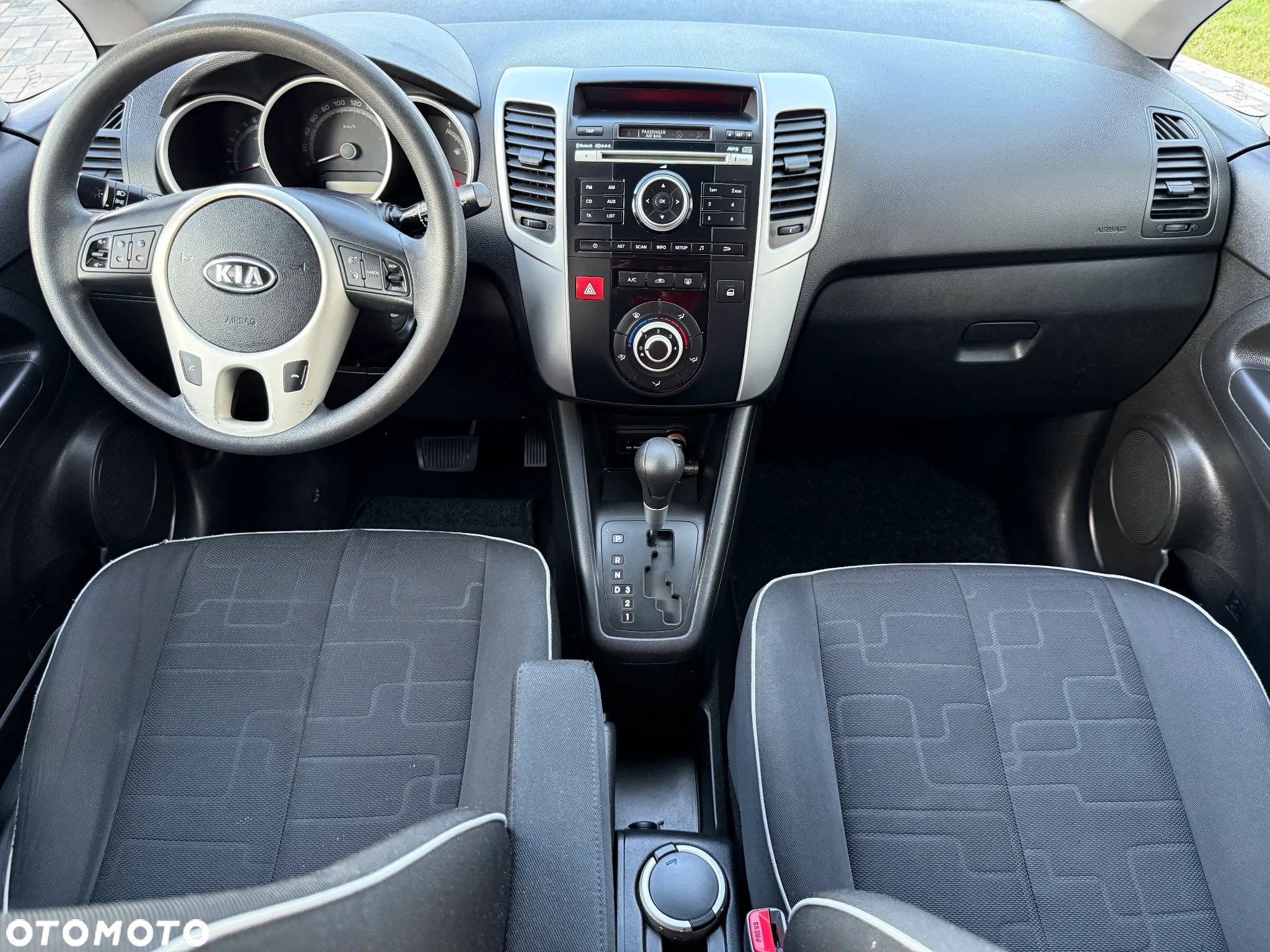 Kia Venga 1.6 Business Line - 14