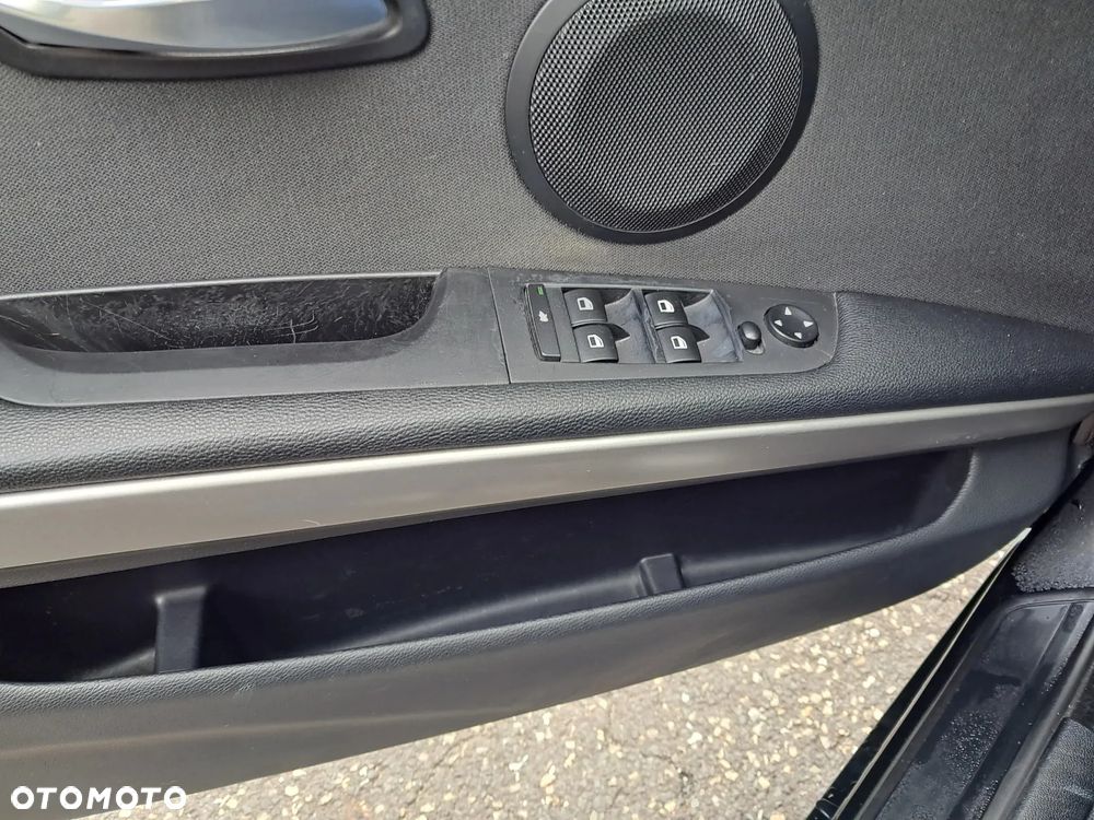 BMW Seria 3 320d - 10