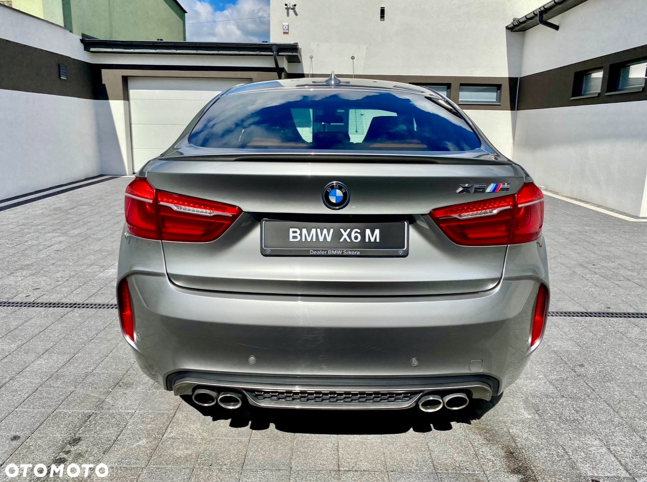 BMW X6M - 12