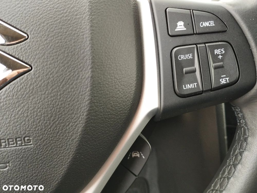 Suzuki Vitara 1.5 Strong Hybrid Premium 2WD AGS - 17