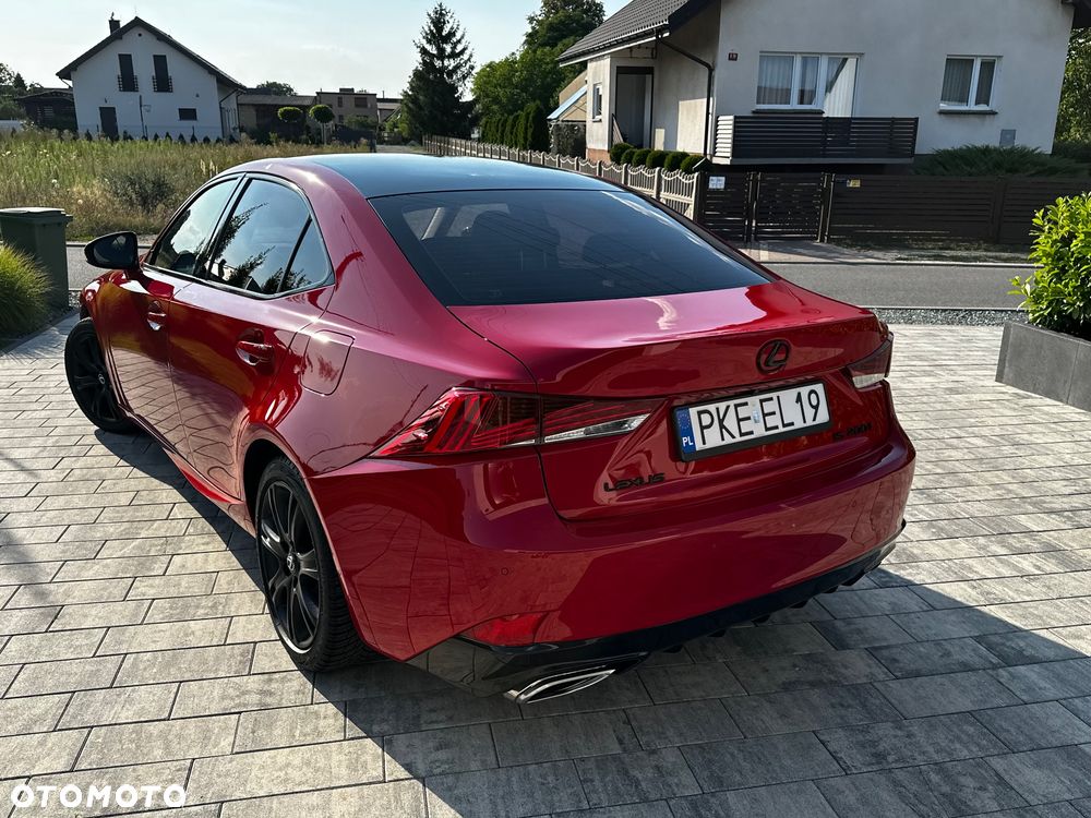 Lexus IS - 3