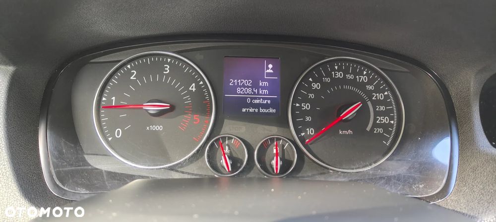 Renault Laguna dCi 150 FAP Start-Stop Bose Edition - 35