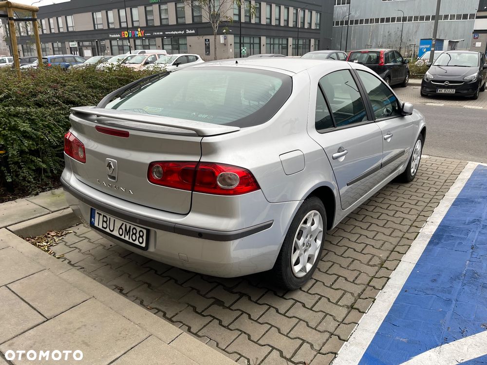 Renault Laguna 1.9 dCi Luxe Dynamique - 5