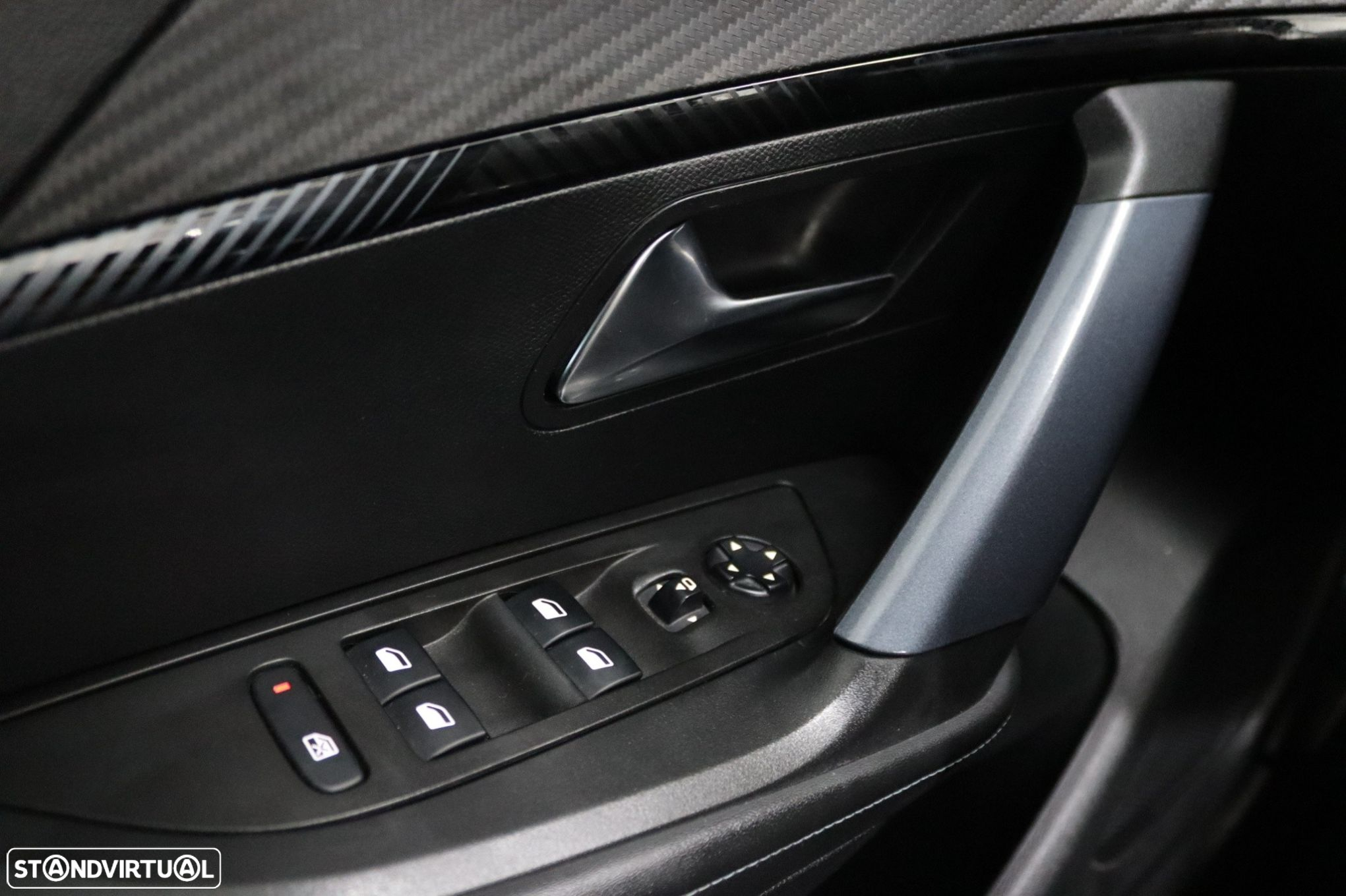 Peugeot 2008 PureTech 100 Allure - 10