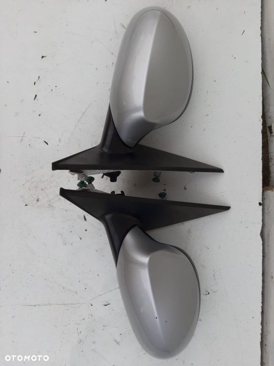 LUSTERKO PRAWE LEWE BMW E87 TITANSILBER METALLIC 354/7 - 1