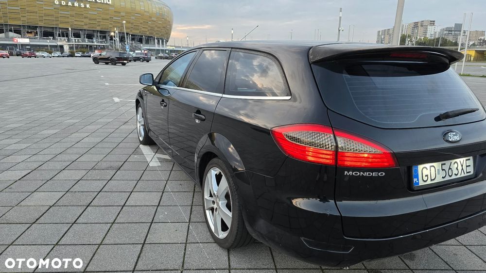 Ford Mondeo Turnier 2.5 Titanium X - 14