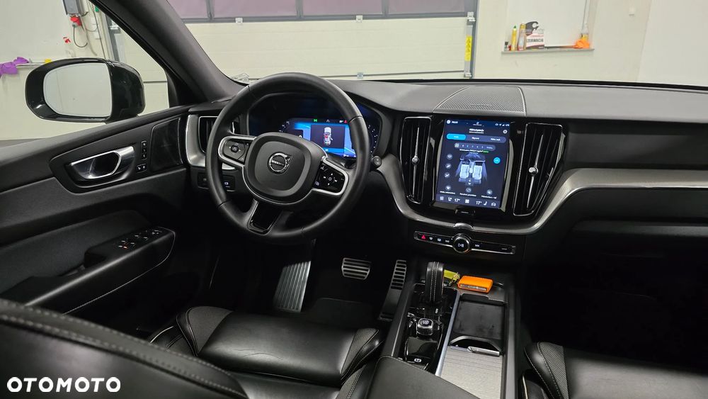 Volvo XC 60 B4 D Ultimate Dark - 16