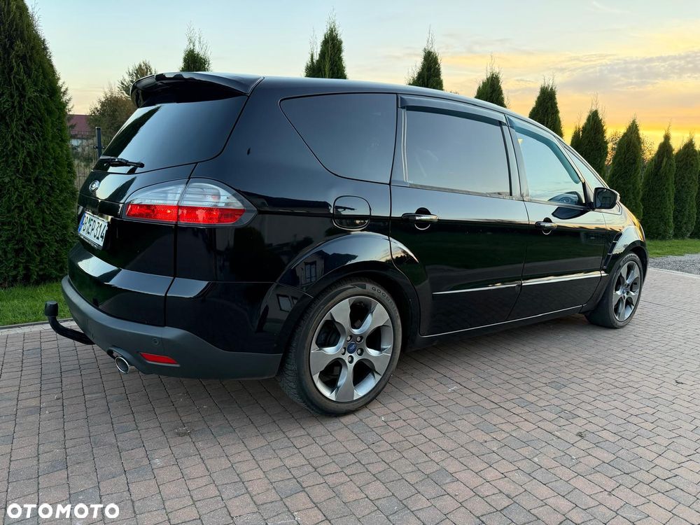 Ford S-Max - 15