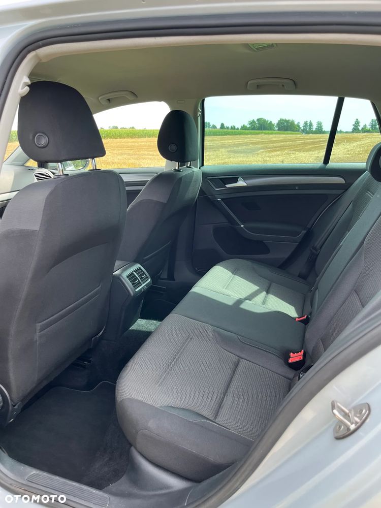 Volkswagen Golf 2.0 TDI BMT Highline DSG - 23