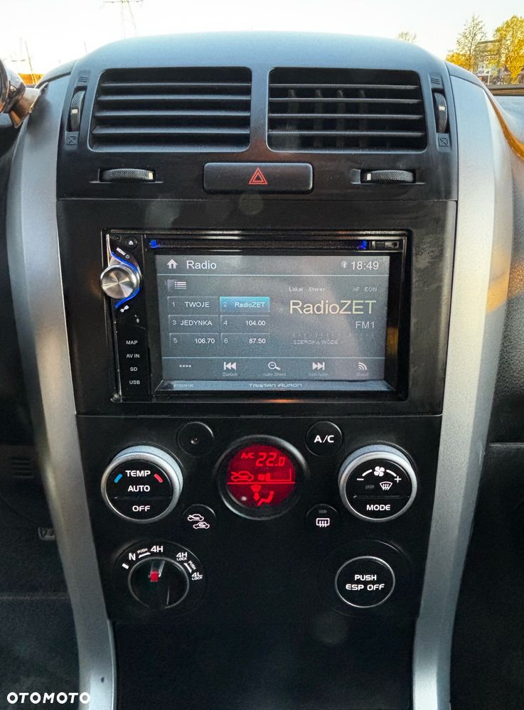 Suzuki Grand Vitara 2.4 Comfort - 15