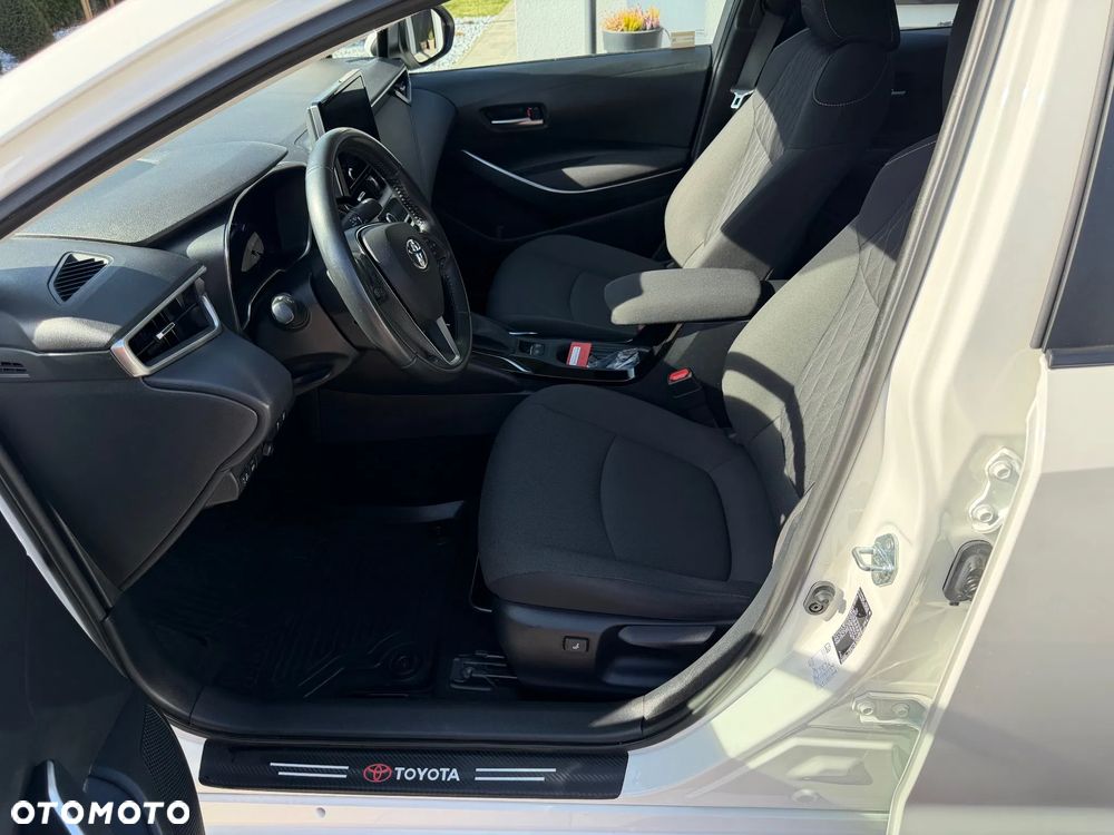 Toyota Corolla 1.8 Hybrid GPF Comfort - 24