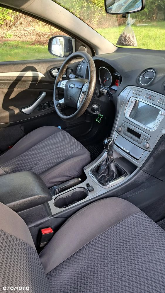 Ford Mondeo - 6