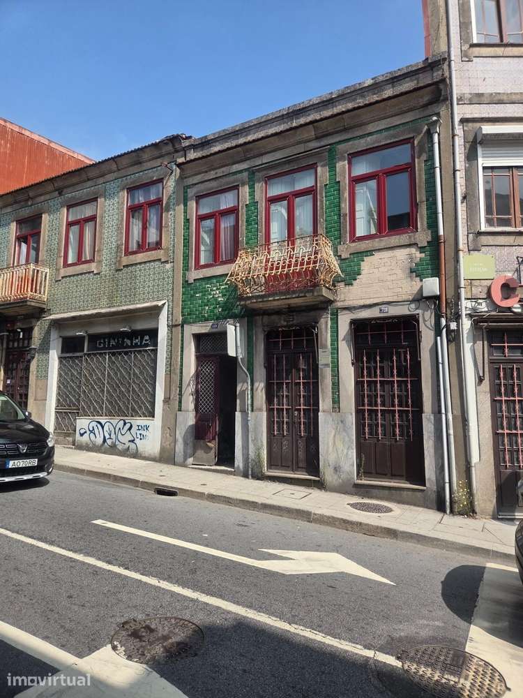 Oportunidade Única de Investimento | Prédio Misto | Estação Campanhã | - Grande imagem: 3/19