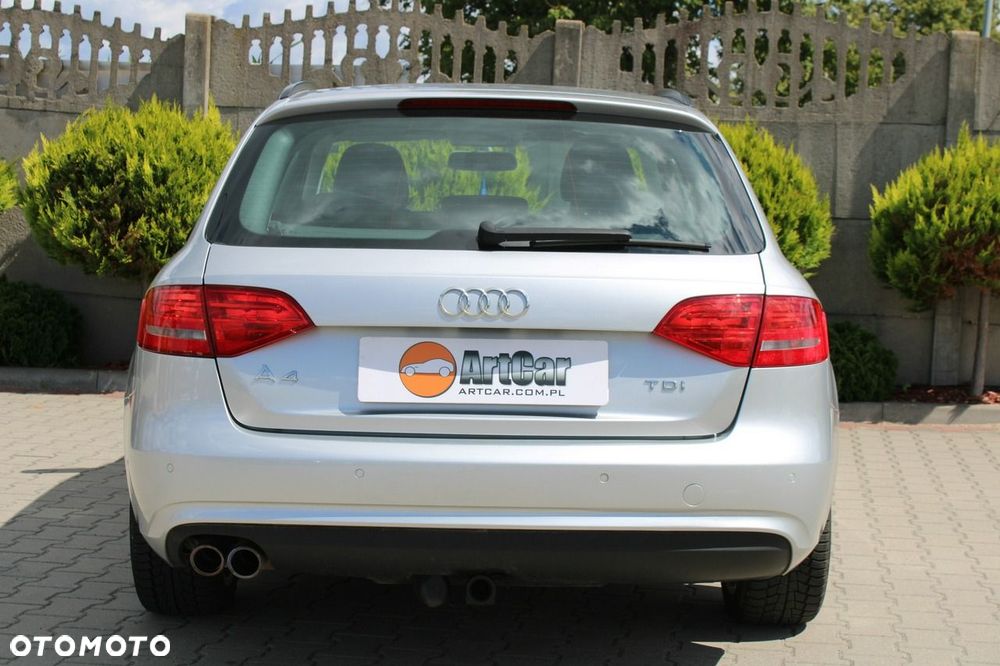 Audi A4 Avant 2.0 TDI DPF Ambiente - 18