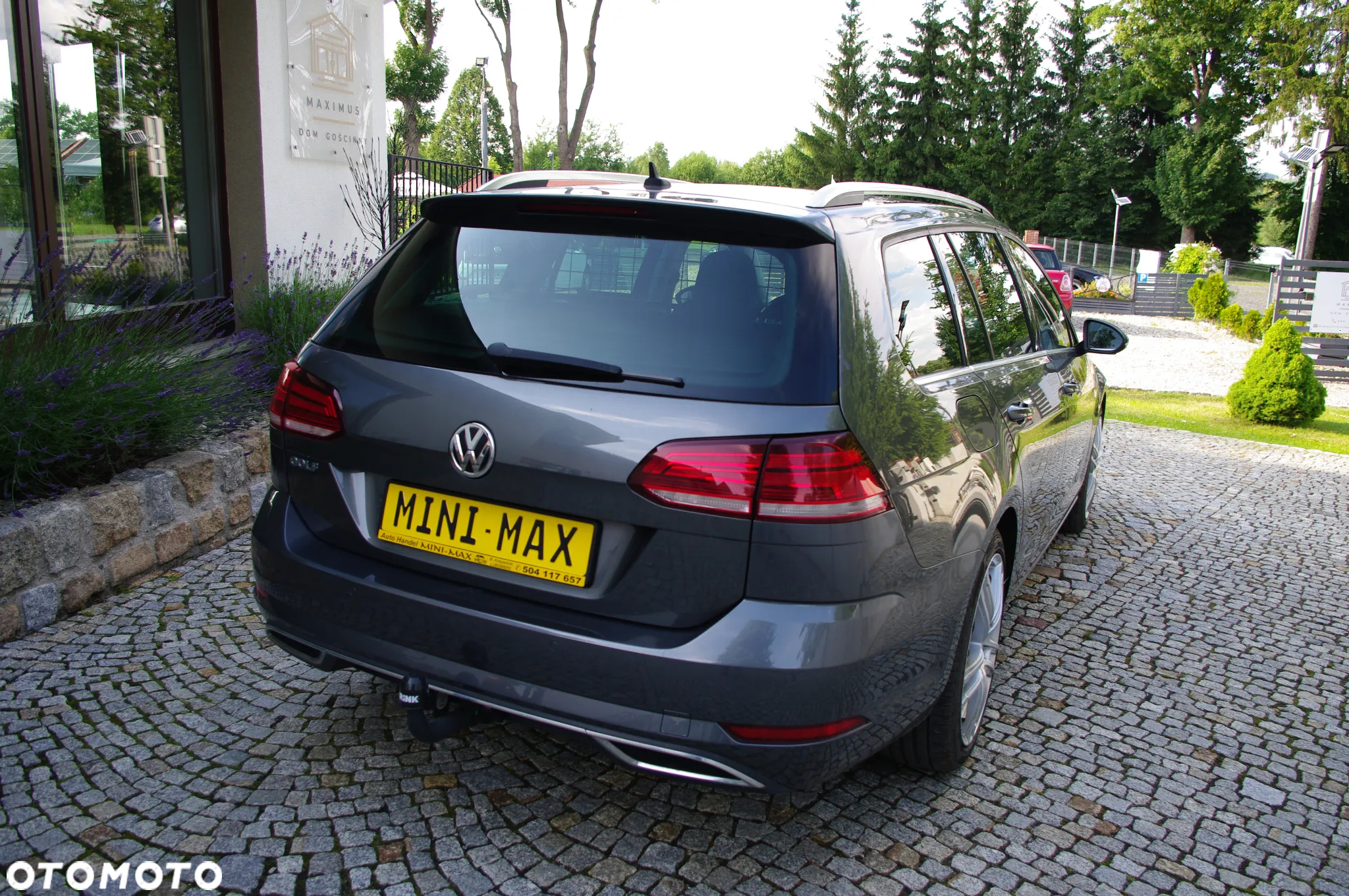 Volkswagen Golf 2.0 BlueTDI DSG Highline - 16