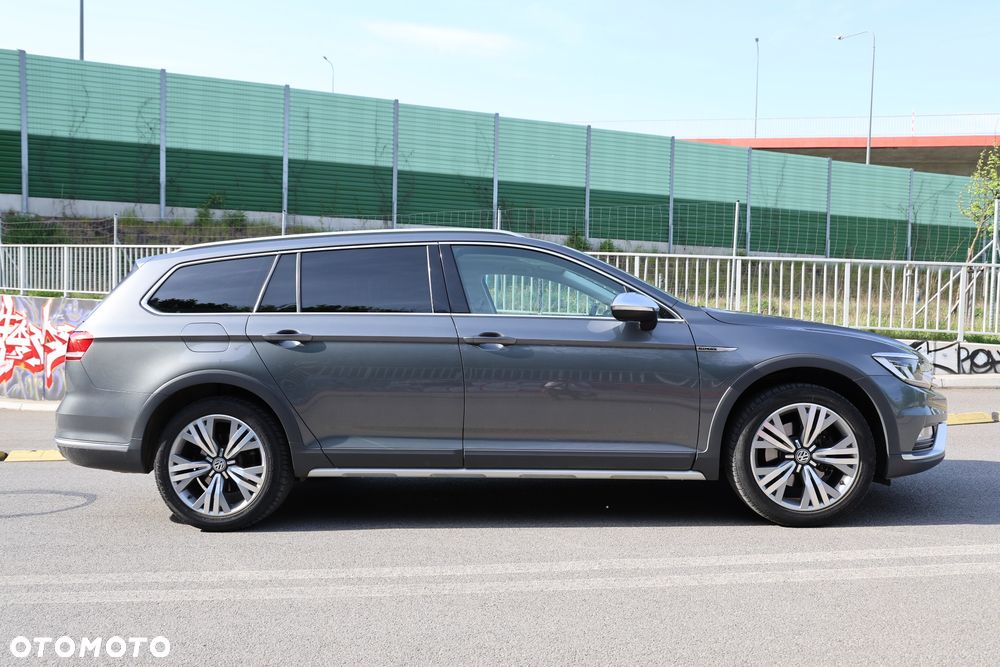Volkswagen Passat Alltrack 2.0 TSI (BMT) 4Motion DSG - 9