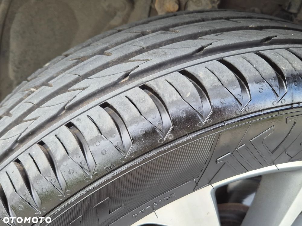 Nissan Qashqai+2 2.0 4x4 Tekna - 36