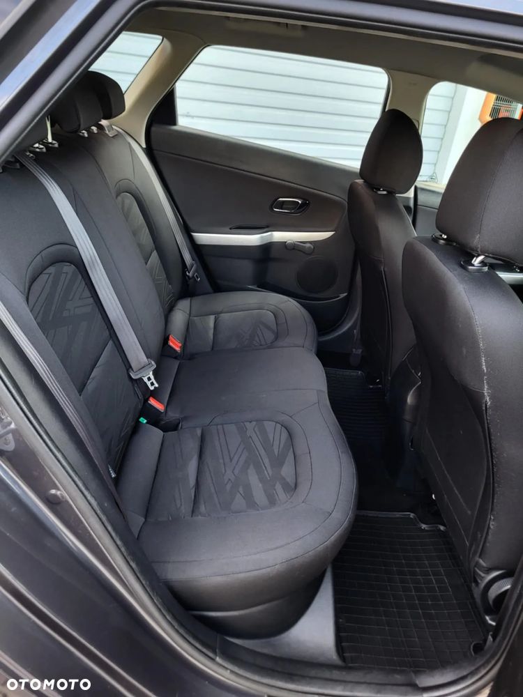 Kia Ceed 1.6 CRDi 136 ISG Edition 7 - 9