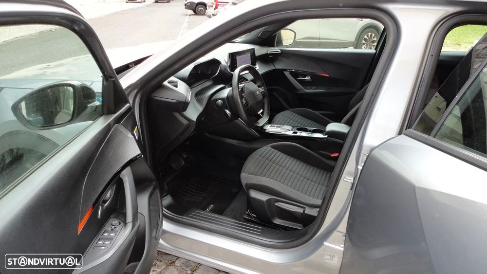 Peugeot e-2008 50 kWh Active Pack - 16