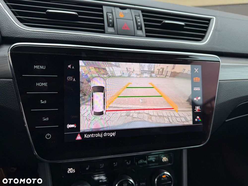 Skoda Superb 1.6 TDI DSG Ambition - 17