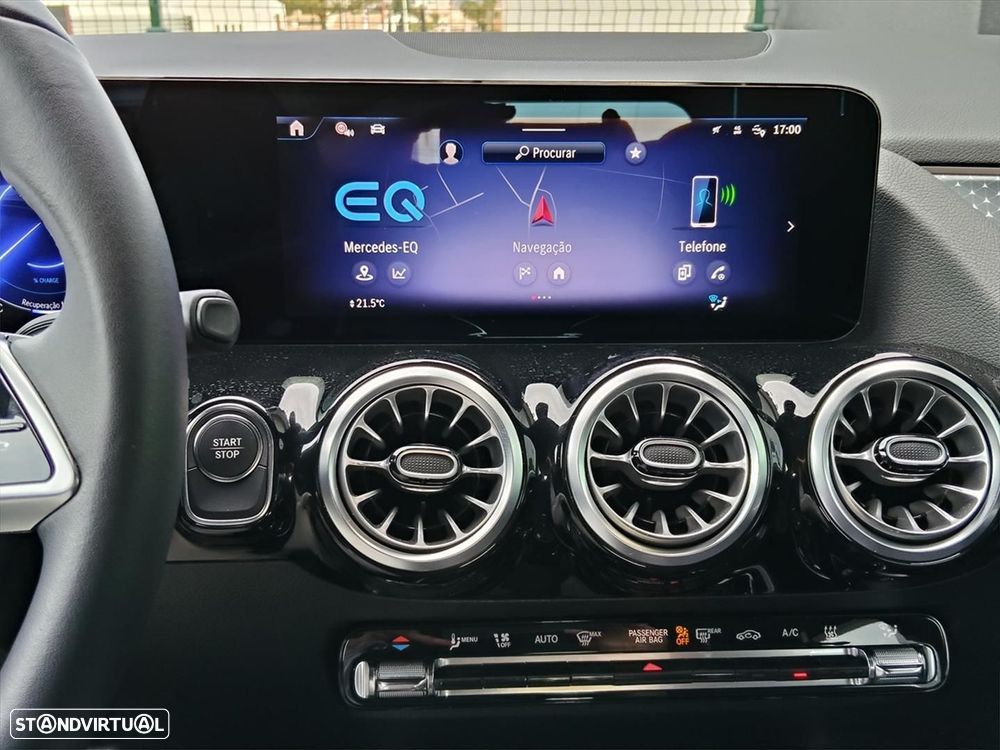 Mercedes-Benz EQA - 17