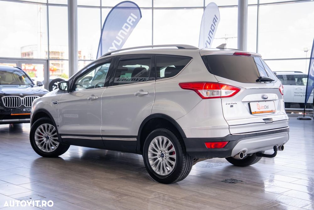 Ford Kuga 2.0 TDCi 4x4 Titanium - 11
