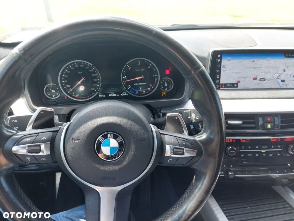 BMW X5 M M50d - 17