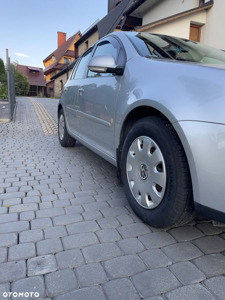 Volkswagen Golf - 3