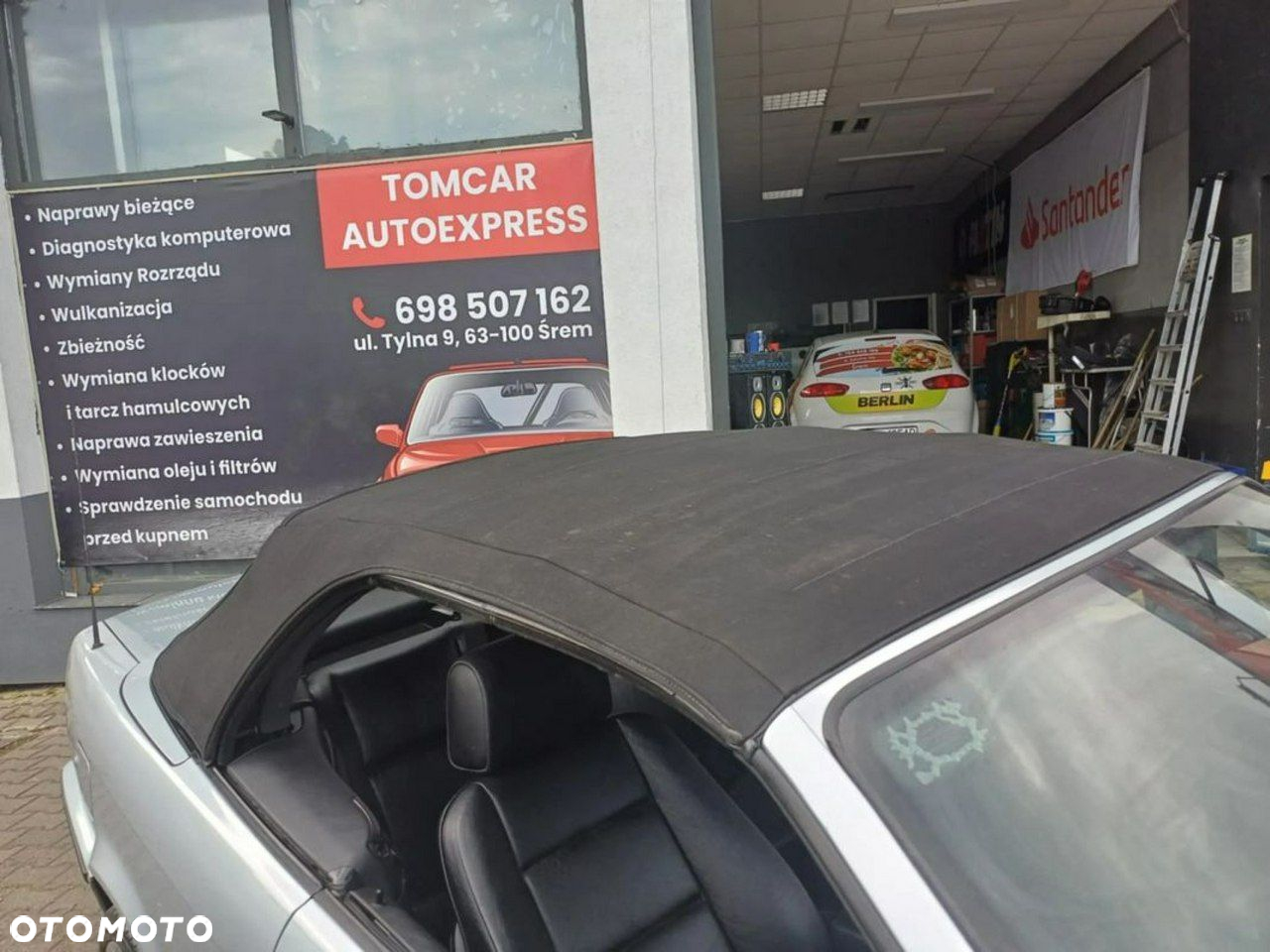 BMW Seria 3 318i Cabriolet - 29