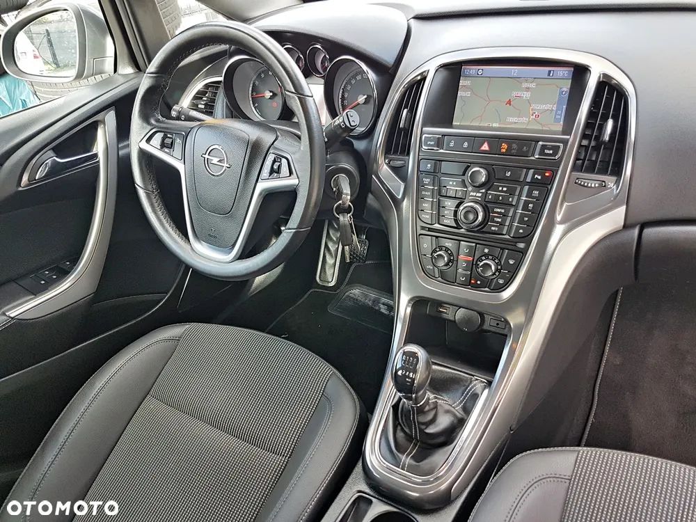 Opel Astra 1.4 Turbo Cosmo - 28