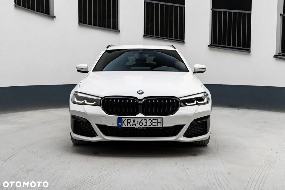BMW Seria 5 520d xDrive mHEV M Sport sport - 7