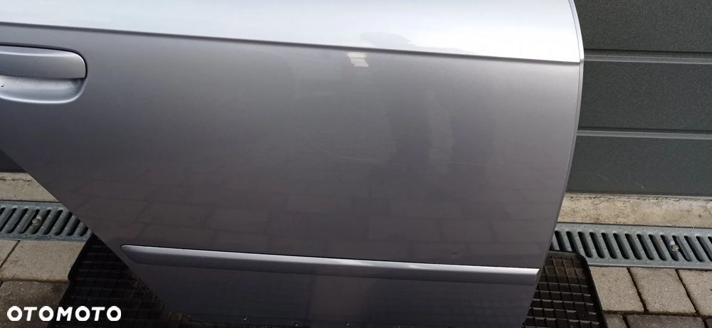 AUDI A4 B7 drzwi prawe tylne LY7H - 6