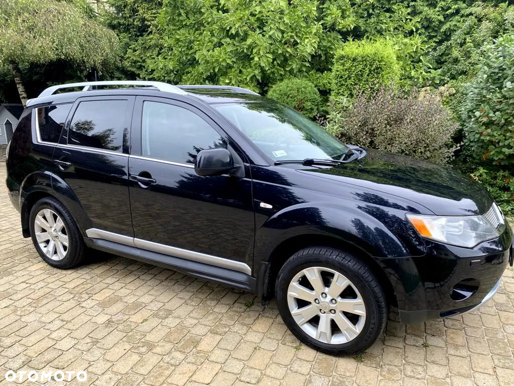 Mitsubishi Outlander 2.0 DID Instyle NAVI - 13