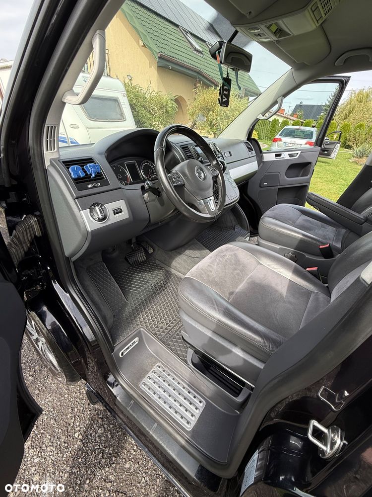 Volkswagen Multivan - 27