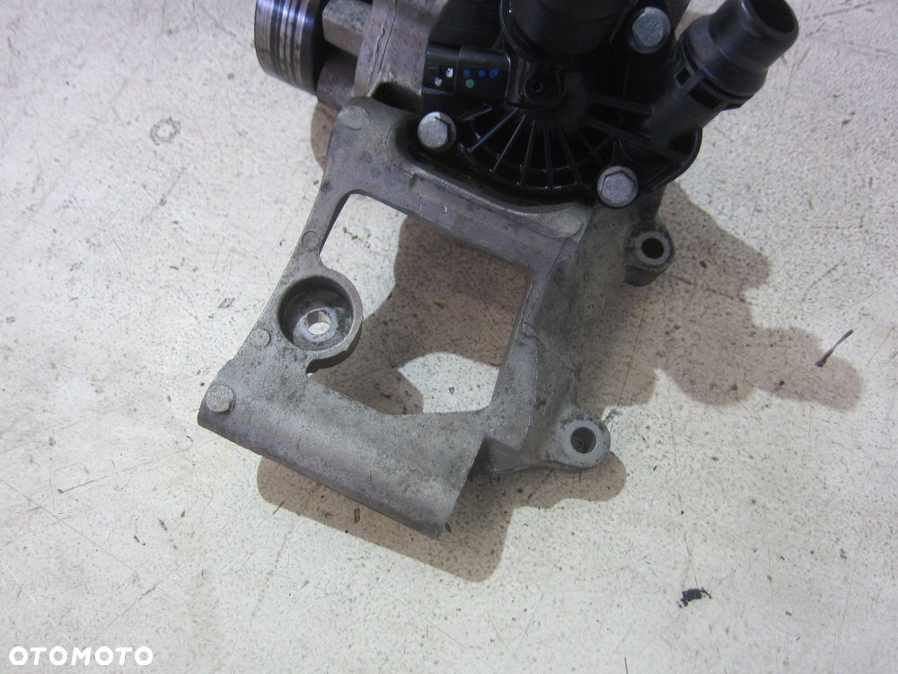 BMW X1 F48 B46 F45 F39 F54 POMPA WODY CIECZY 8623576 11518623576 8601366 - 7