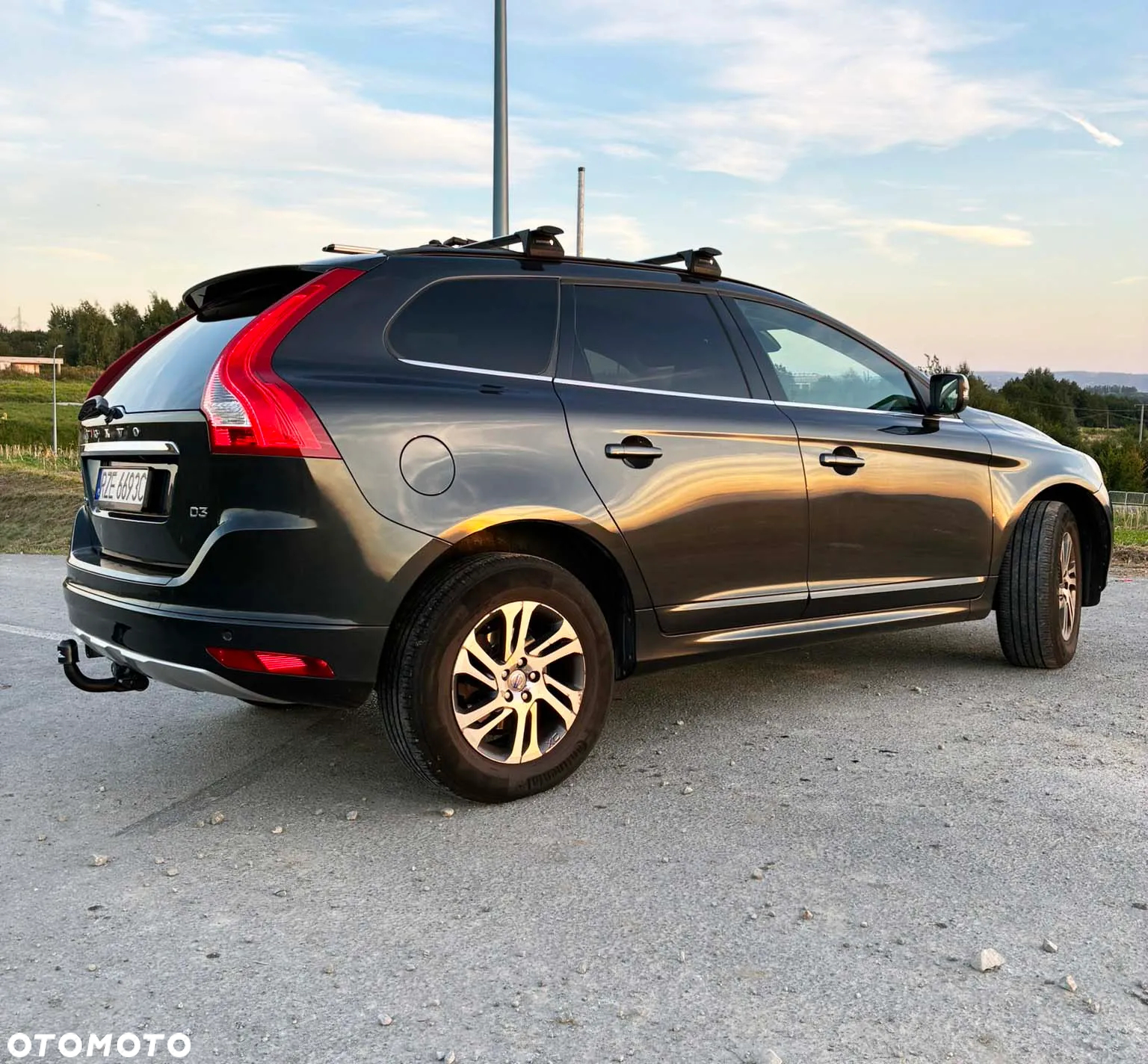 Volvo XC 60 D3 Momentum - 3