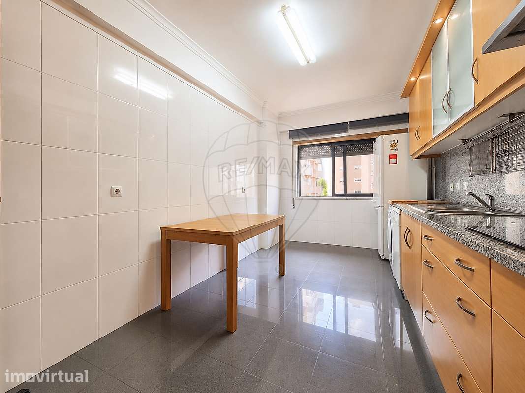 Apartamento T2 para arrendamento - Grande imagem: 3/50