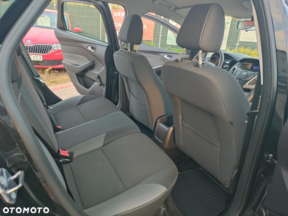 Ford Focus 1.6 Ambiente Start - 18