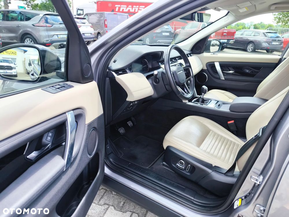 Land Rover Discovery Sport - 16
