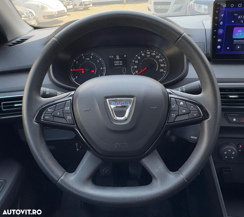 Dacia Logan TCe 90 MT6 Comfort - 14